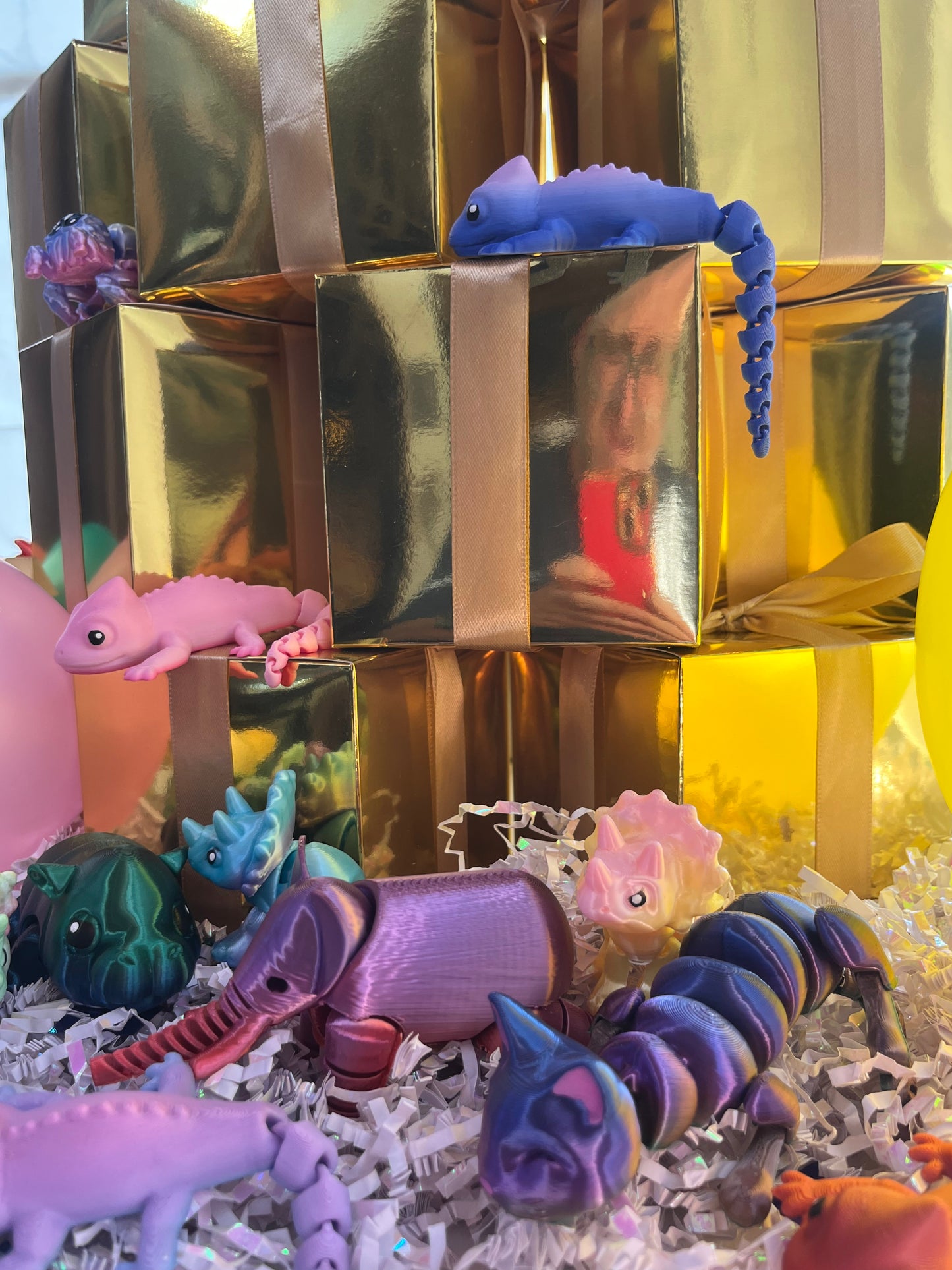 Animals of the world golden mystery box