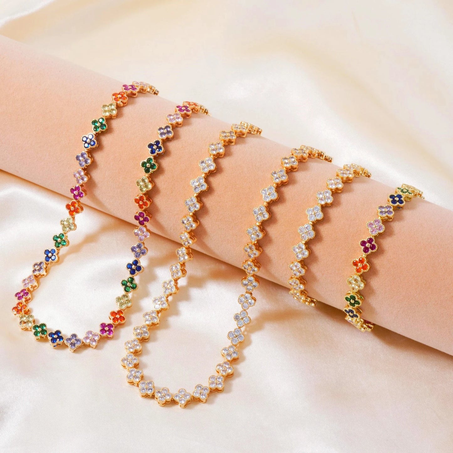 Elegant Lucky Clover Party Bracelet